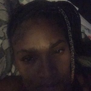 Meet your Posher, Clairessa